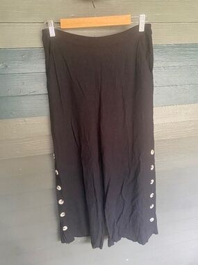 Lulus High Waisted Wide Leg Black Women's Gaucho Pants w/ Zip Back Size M